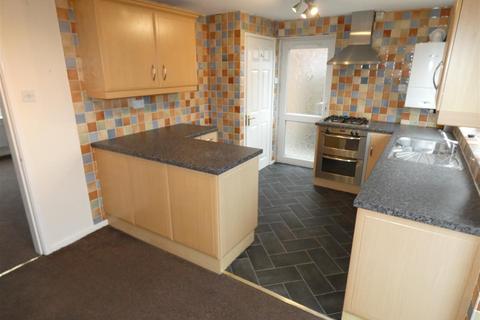 3 bedroom house to rent, Byron Avenue, Warton PR4