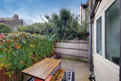 2 bedroom maisonette for sale, Dinton Road, Colliers Wood SW19