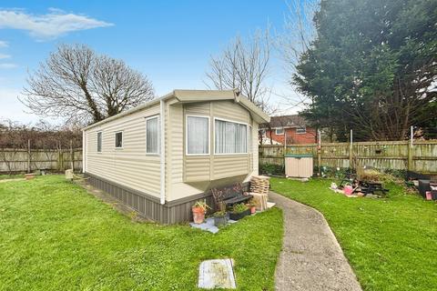 2 bedroom mobile home for sale, Westfield Road, Burnham On Sea, TA8