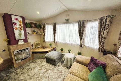 2 bedroom mobile home for sale, Westfield Road, Burnham On Sea, TA8