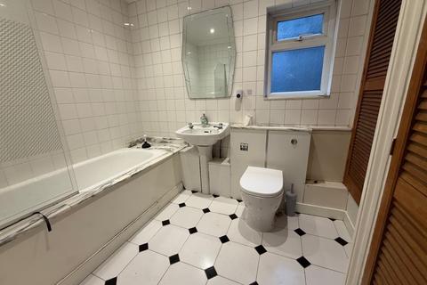 1 bedroom flat to rent, Hampden Road, Turnpike Lane