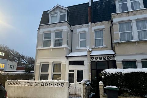 1 bedroom flat to rent, Hampden Road, London