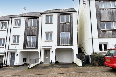 3 bedroom townhouse to rent, Saddleback Close, Ogwell, TQ12