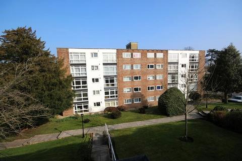 2 bedroom apartment for sale, Paddockhall Road, Haywards Heath, RH16