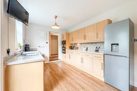 3 bedroom end of terrace house for sale, Scotteswood Avenue, Chatham ME4