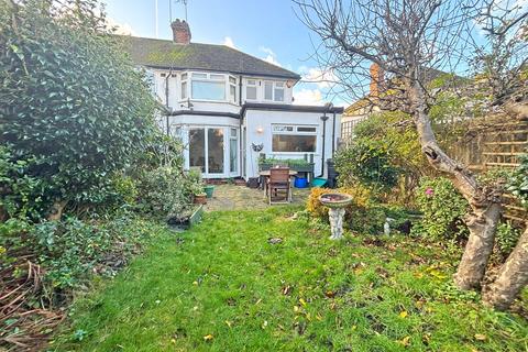 124 Wolsey Drive, Kingston Upon Thames, KT2 5DW