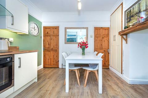 190 Fox Hill Road, Sheffield, S6 1HE