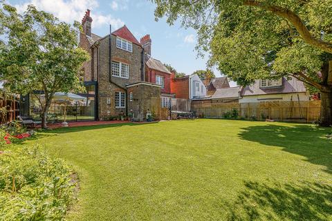 6 bedroom house for sale, Queen Annes Gardens, Bedford Park, London, W4