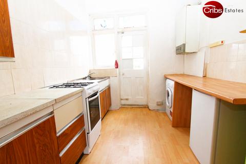 1 bedroom in a house share to rent, London, SW19