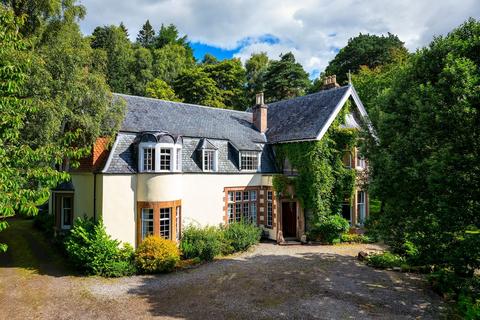 Guest house for sale, Drumnadrochit, Inverness, IV63