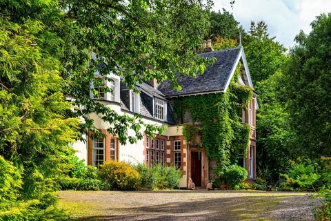 Guest house for sale, Drumnadrochit, Inverness, IV63