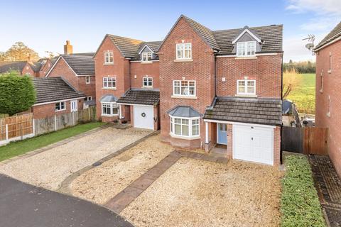 5 bedroom detached house for sale, Harvest Close, Newport