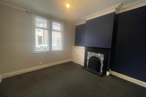 3 bedroom terraced house to rent, East Raby Street, Darlington , County Durham