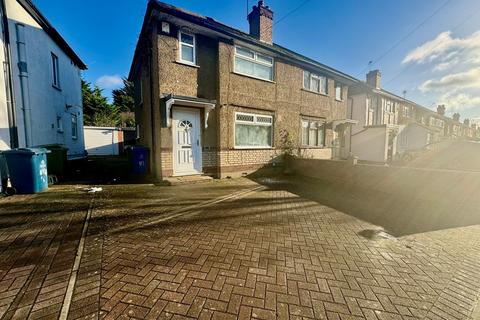 3 bedroom semi-detached house to rent, Hampden Road, Harrow