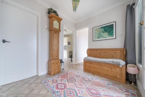 38 Ambleside Road, Bath, BA2 2LR