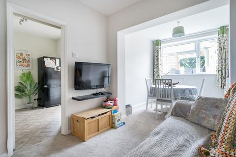 38 Ambleside Road, Bath, BA2 2LR