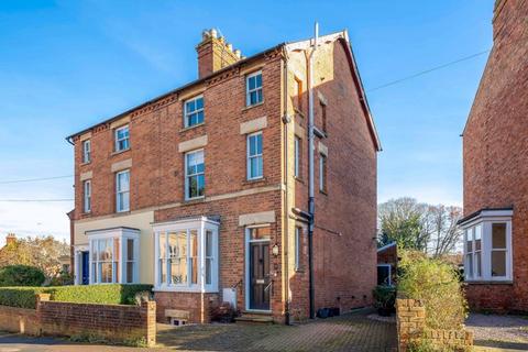 5 bedroom semi-detached house for sale, Bath Road, Banbury - Accommodation over five floors