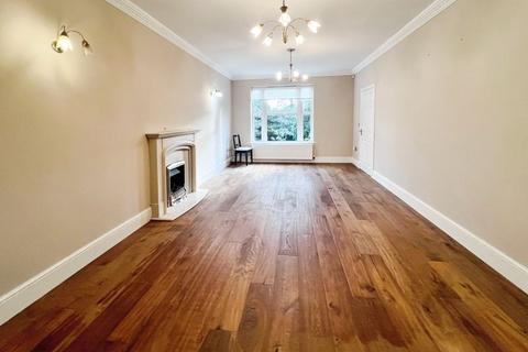 5 bedroom detached house for sale, Chorley New Road, Heaton