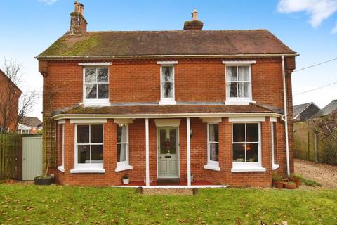 4 bedroom detached house for sale, Whaddon, Salisbury                                                                         *VIDEO TOUR*