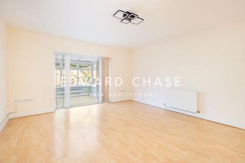 4 bedroom semi-detached house for sale, Cowslip Road, South Woodford, E18
