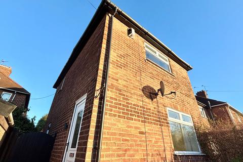 2 bedroom terraced house to rent, Felstead Road, NG8