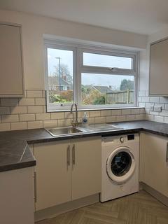 3 bedroom semi-detached house to rent, The Close, Harborne, Birmingham