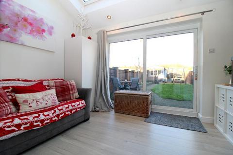 47 Applecroft Road, Luton, LU2 8BB