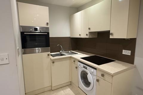 1 bedroom flat to rent, Finchley Road, London NW3