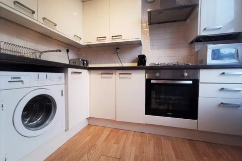 2 bedroom flat to rent, Finsbury Park, London N4