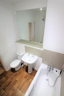 2 bedroom flat to rent, Hackney, London E5