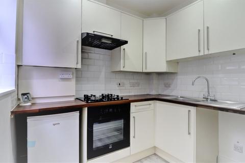 1 bedroom apartment for sale, West Wycombe Road, Buckinghamshire HP12