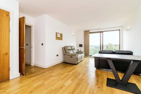 2 bedroom apartment to rent, Isaac Way, Manchester M4