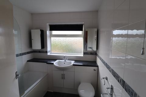 Property to rent, Cornell Way, Romford RM5