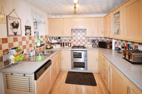 3 bedroom detached house for sale, Walnut Close, Swadlincote DE11