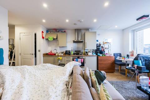 Studio for sale, John Nash Mews, Tower Hamlets, London, E14