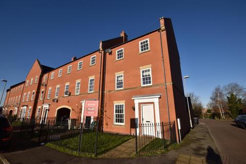 4 bedroom end of terrace house for sale, Carpenters Close, Wragby