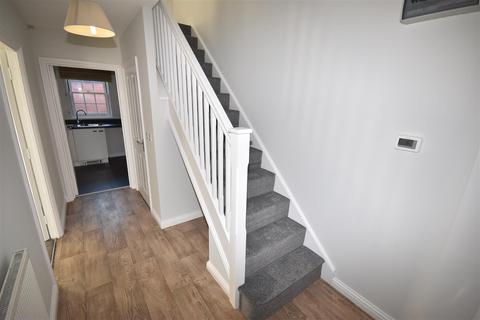 4 bedroom end of terrace house for sale, Carpenters Close, Wragby