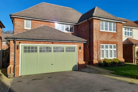 4 bedroom detached house for sale, Songthrush Lane, Barnham