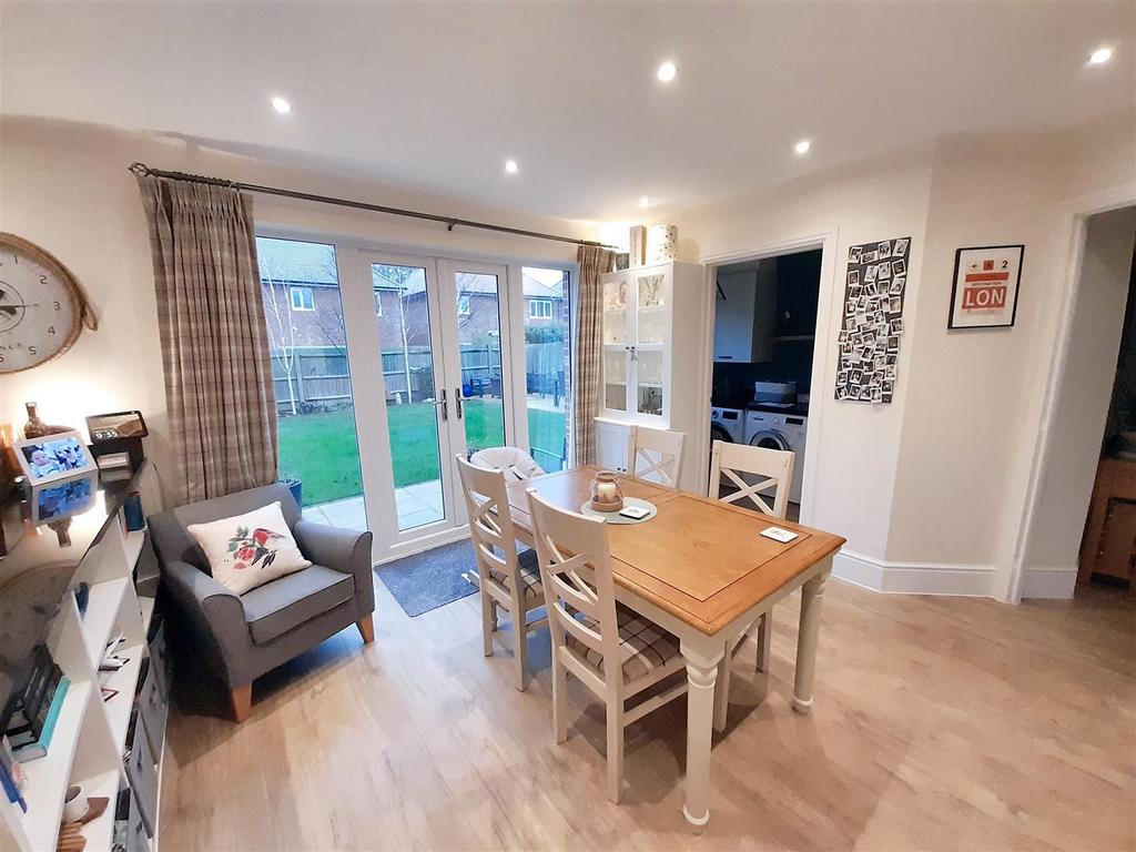 Dining area new.jpg