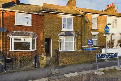 1 bedroom maisonette for sale, Shortlands Road, Sittingbourne, Kent, ME10 3JU