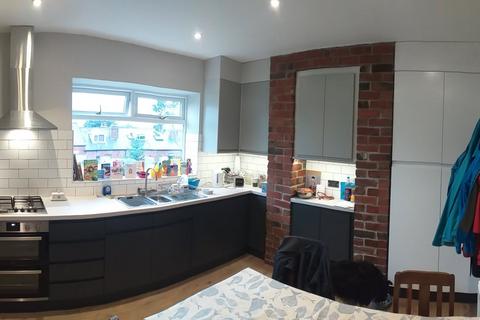 3 bedroom end of terrace house for sale, Wellcarr Road, Woodseats, Sheffield S8