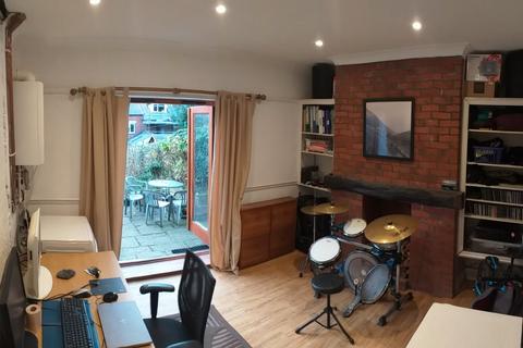 86 Wellcarr Road, Sheffield, S8 8QQ