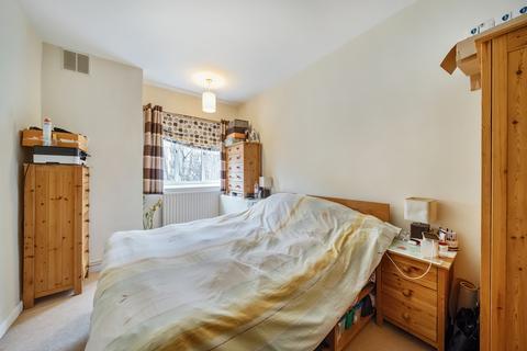 1 bedroom flat for sale, Newtown Court, London