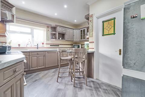 87 Mashiters Walk, Romford, RM1 4BP