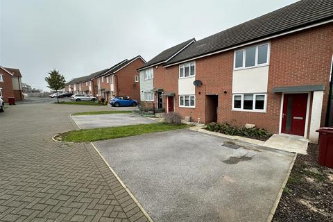 3 bedroom semi-detached house to rent, Heather Way, Mansfield NG20