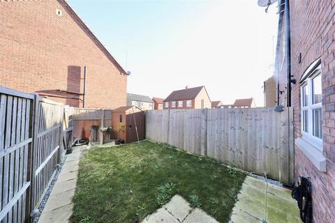 2 bedroom end of terrace house for sale, Lumley Avenue, Kingswood