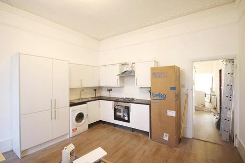 3 bedroom flat to rent, EALING ROAD, WEMBLEY, HA0 4BL