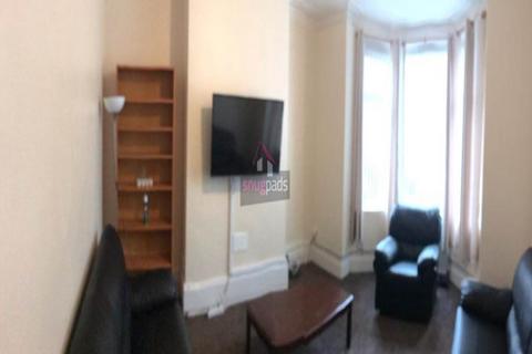 5 bedroom house to rent, Carlton Road, Salford,