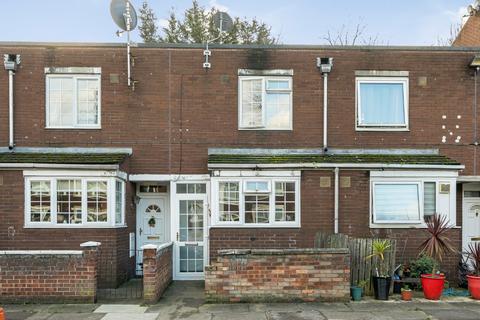 2 bedroom semi-detached house for sale, Blanch Close, London, SE15