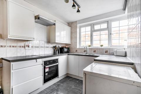 2 bedroom semi-detached house for sale, Blanch Close, London, SE15